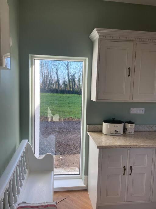 Ballea Farmhouse Cork Bagian luar foto